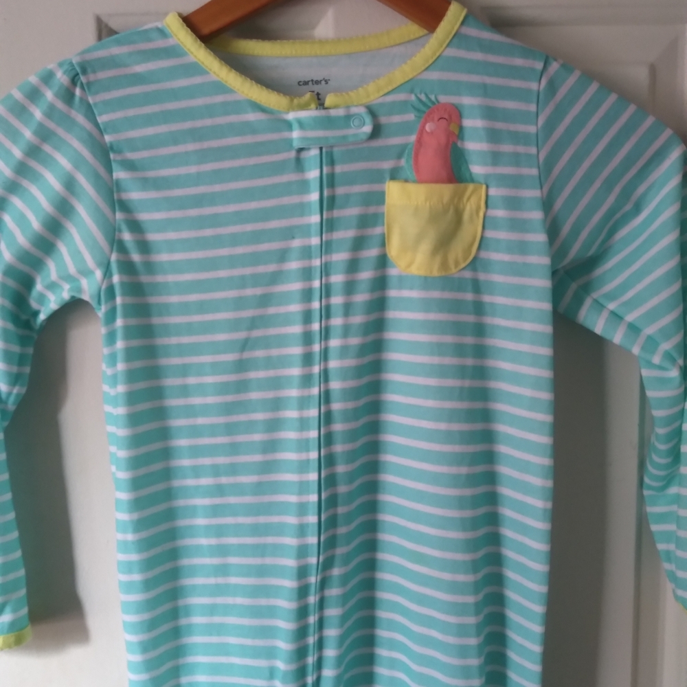 Girl's Carter's 5t pjs